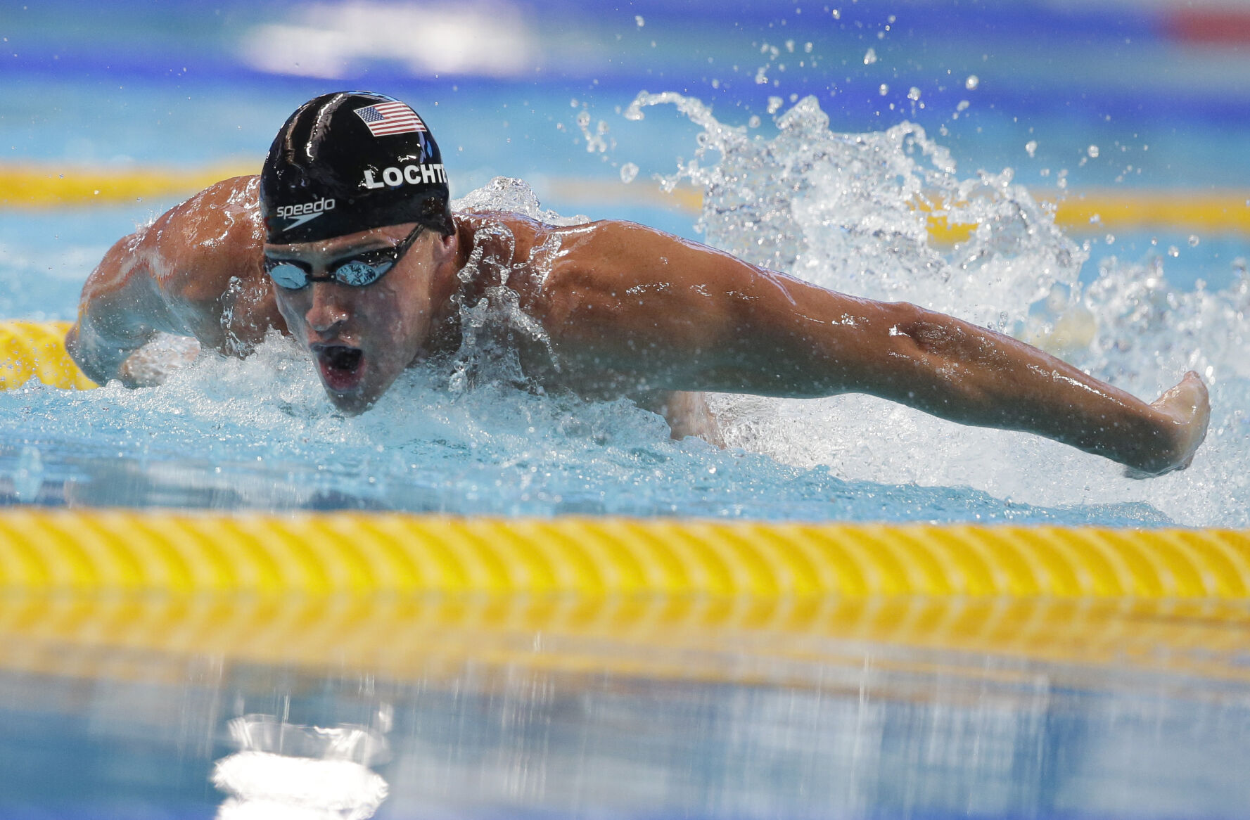 2015: Ryan Lochte wins 200 IM in fourth consecutive world championships